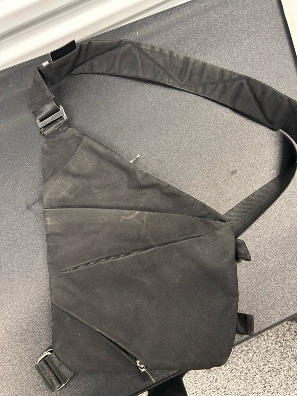 Black Men's Crossbody Sling Bag - Minimalist Everyday Carry